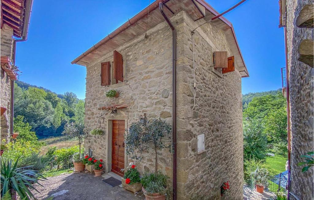 Caprese Michelangelo House | Beautiful Home In Caprese Michelangelo