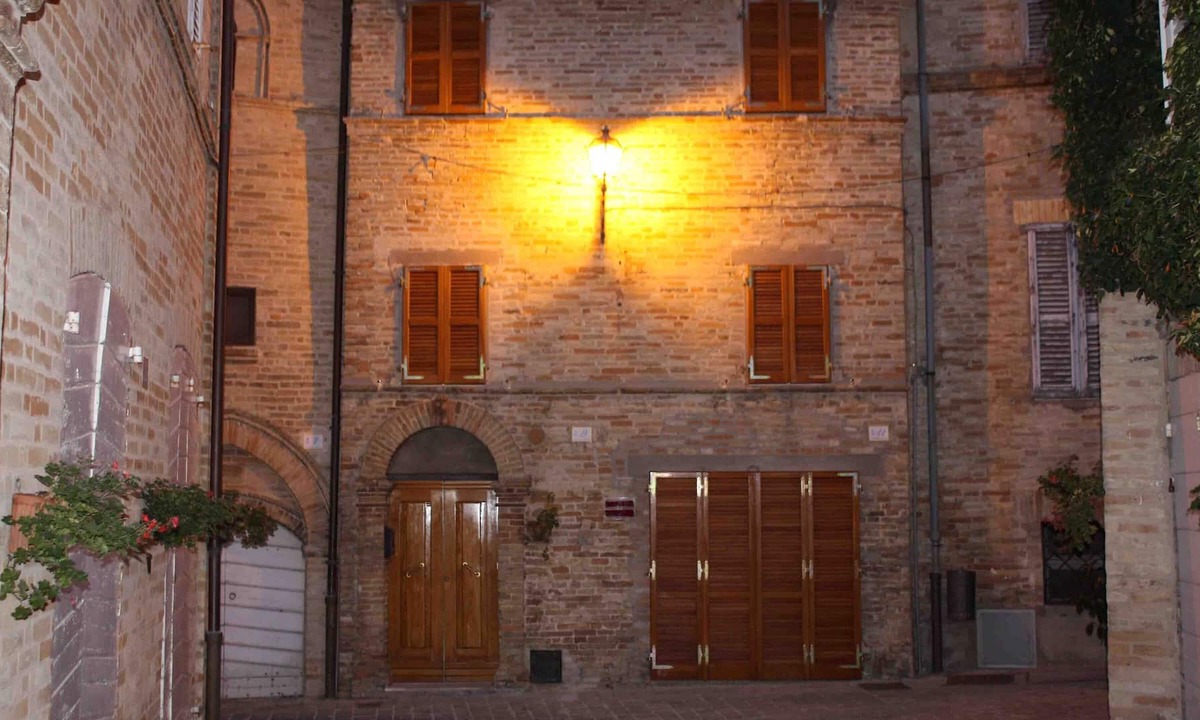 Monte Vidon Corrado House | Beautiful Town house in Medieval Hilltop Village