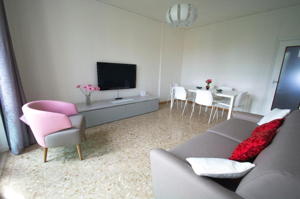 Molina Apartment | Cà Rosa apartment canal view