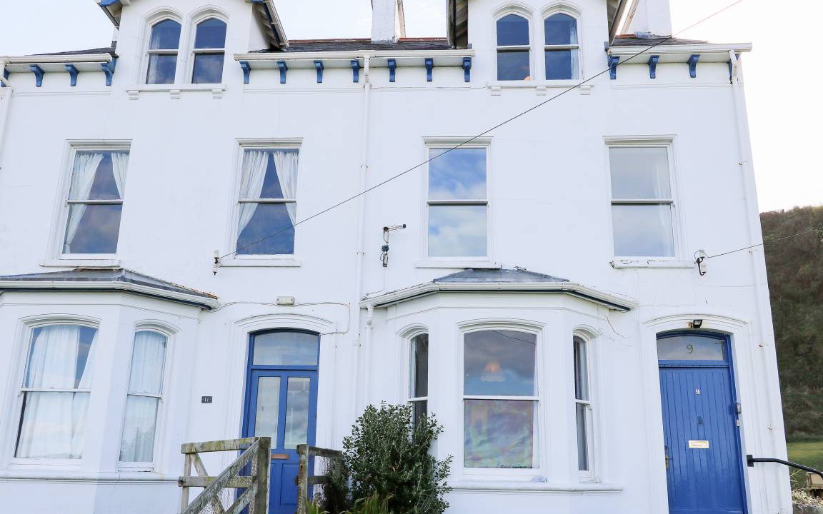 Ballycastle Cottage | Cabin ∙ 5 bedrooms ∙ 9 guests
