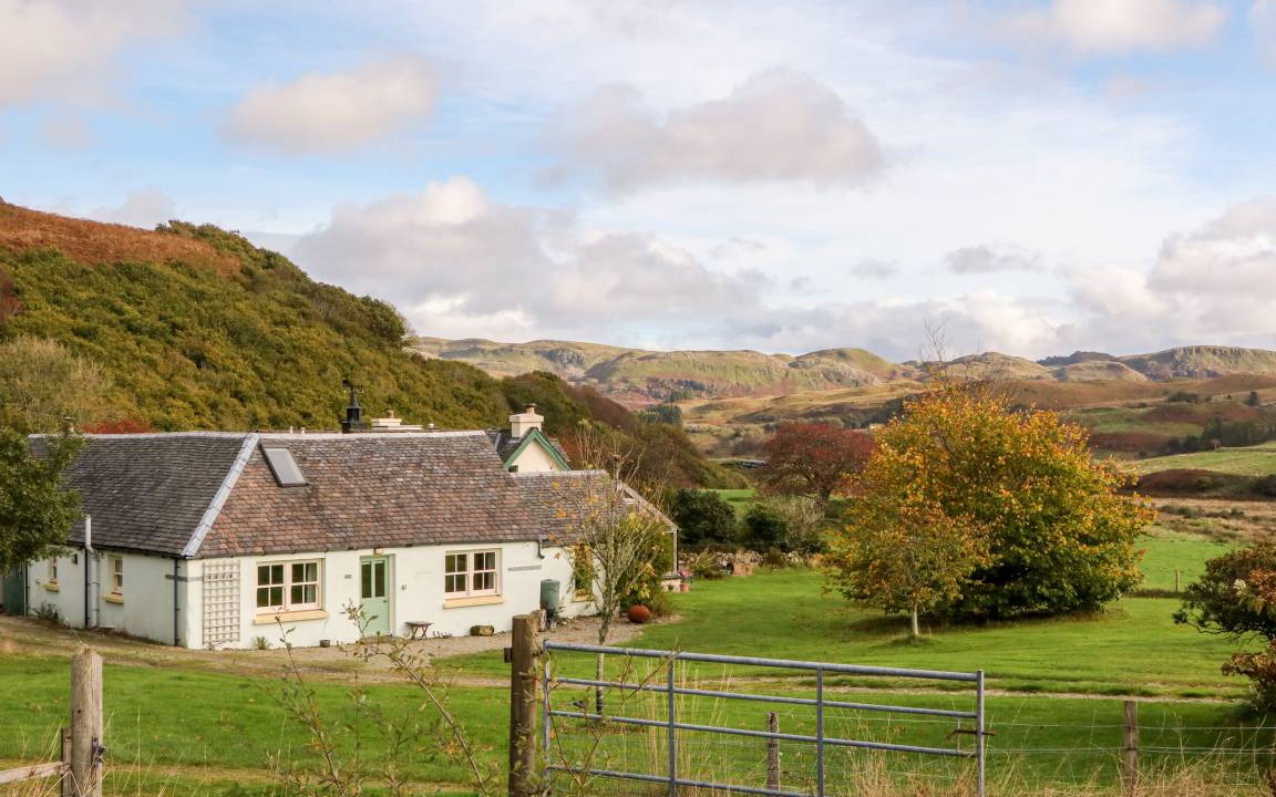 Isle of Luing Cottage | Cabin ∙ 1 bedroom ∙ 2 guests