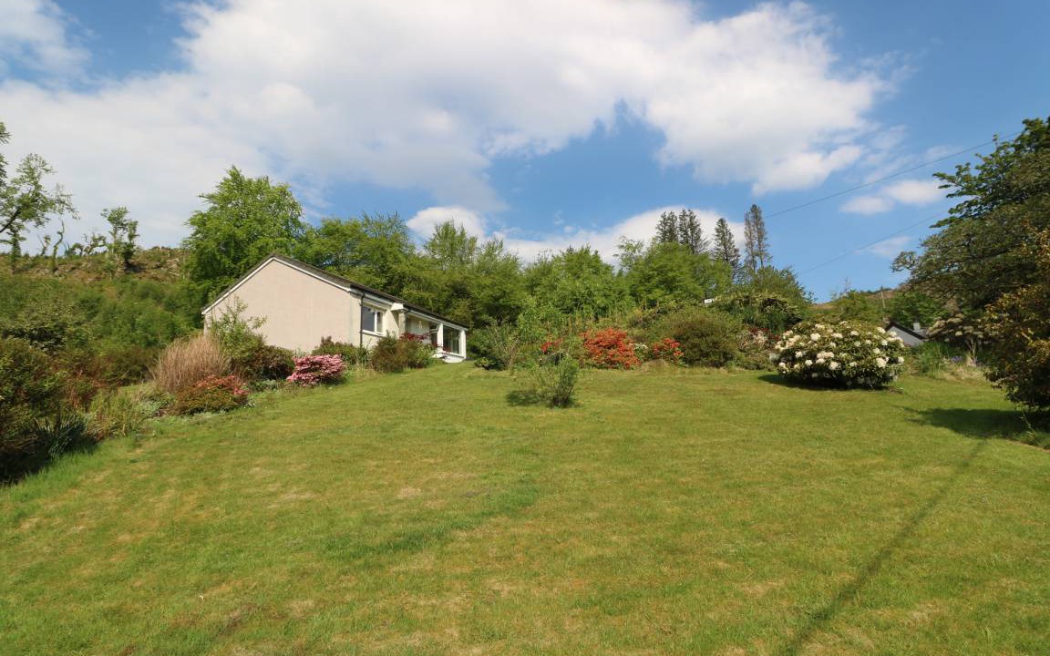Isle of Luing Cottage | Cabin ∙ 2 bedrooms ∙ 4 guests