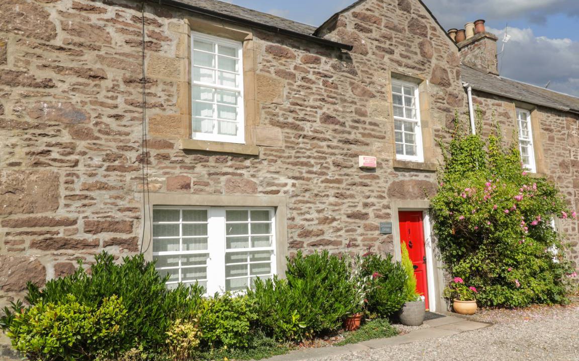 Crieff Cottage | Cabin ∙ 2 bedrooms ∙ 4 guests