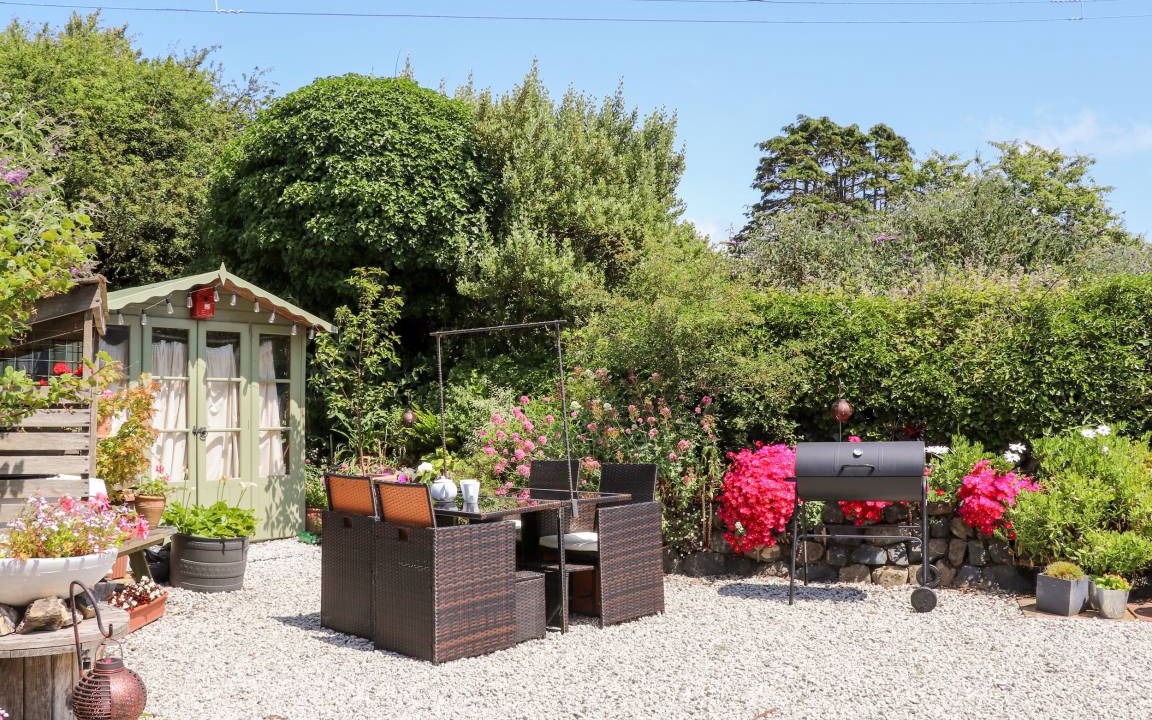 Ruan Minor Cottage | Cabin ∙ 2 bedrooms ∙ 4 guests