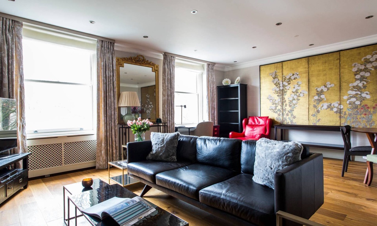 Belgravia Apartment | Cadogan Place IV by onefinestay