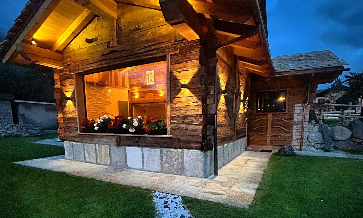 Cogne House | Camere Hostellerie HIBOU