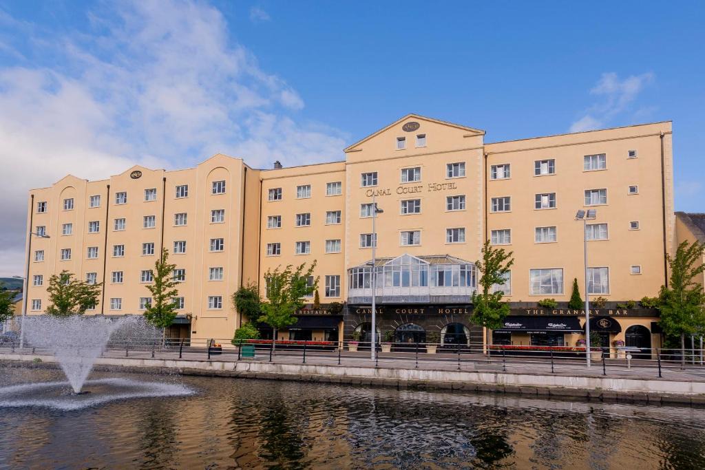 Newry Hotel | Canal Court