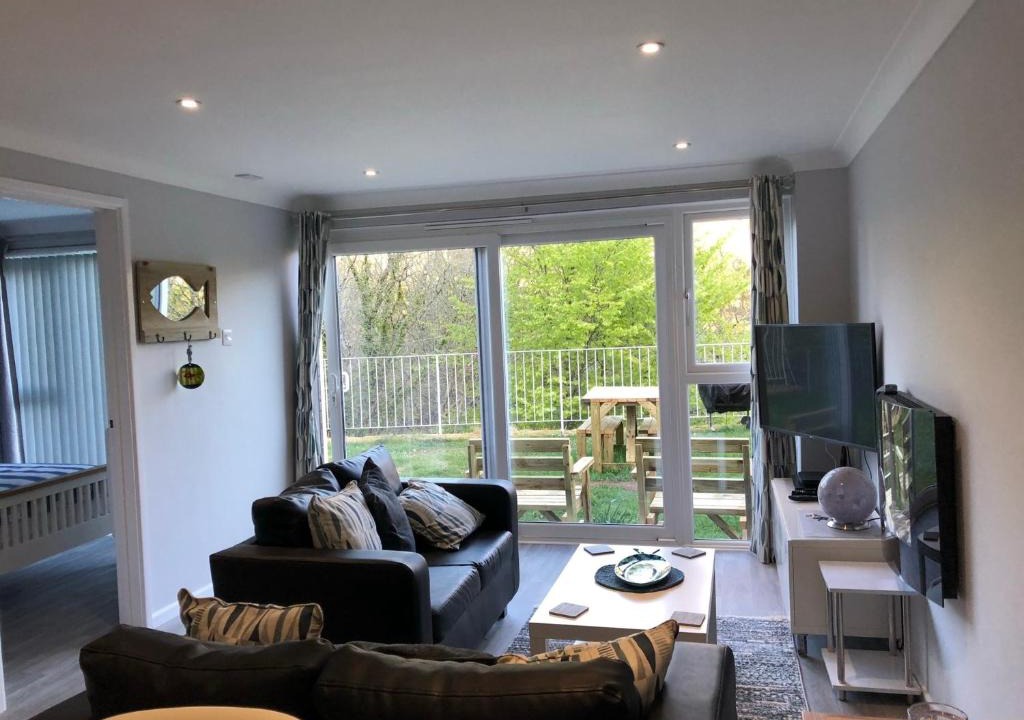 Millendreath Villa | Captivating 2-Bed Villa in Millendreath near Looe