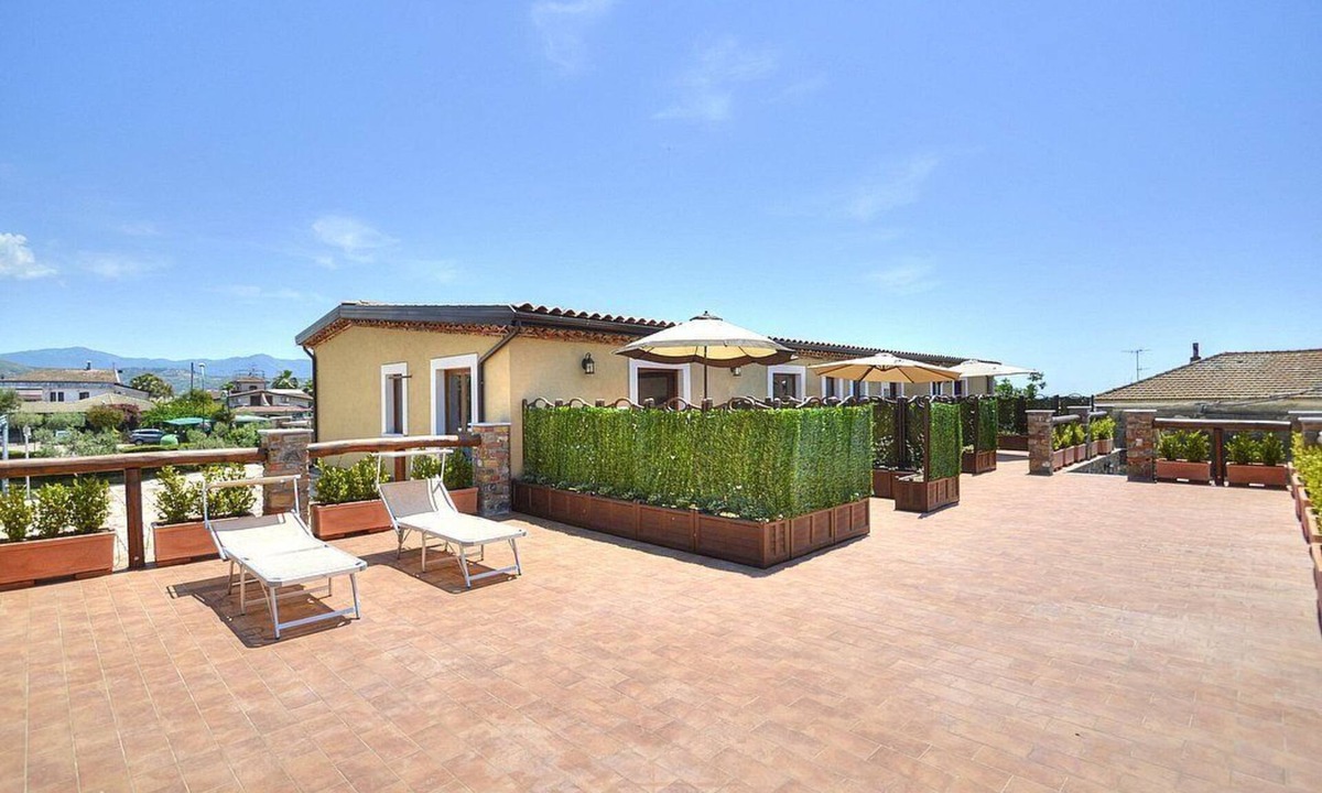 Marina di Casal Velino House | Casa Biancolilla C: A welcoming apartment situated at a short distance from the beach, with Free WI-FI.