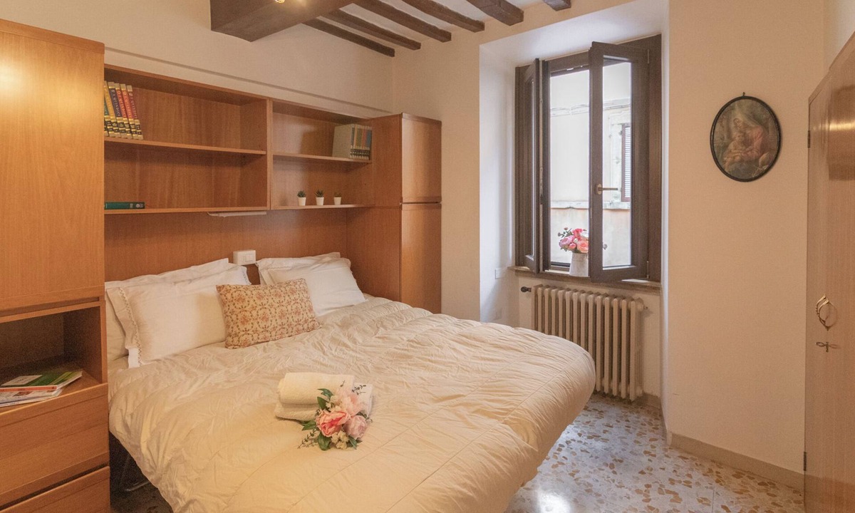 Gubbio Apartment | Casa Esposito - Holidays in the Heart of Gubbio, Medieval Umbria