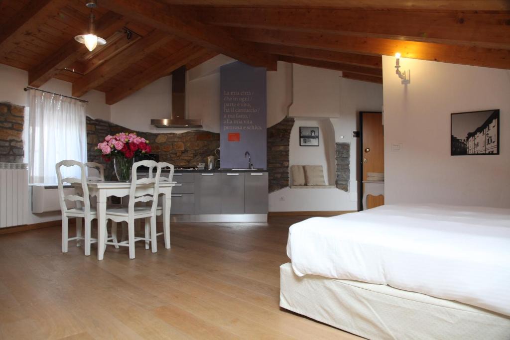Citta Nuova-Barriera Nuova-San Vito-Citta Vecchia Apartment | Casa Trauner Mansarda Saba