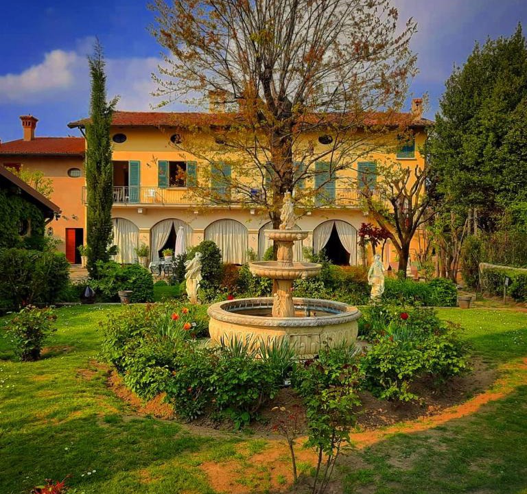 Passirano Bed & Breakfast | Cascina CORTEPRIMAVERA, B&B del Baliot