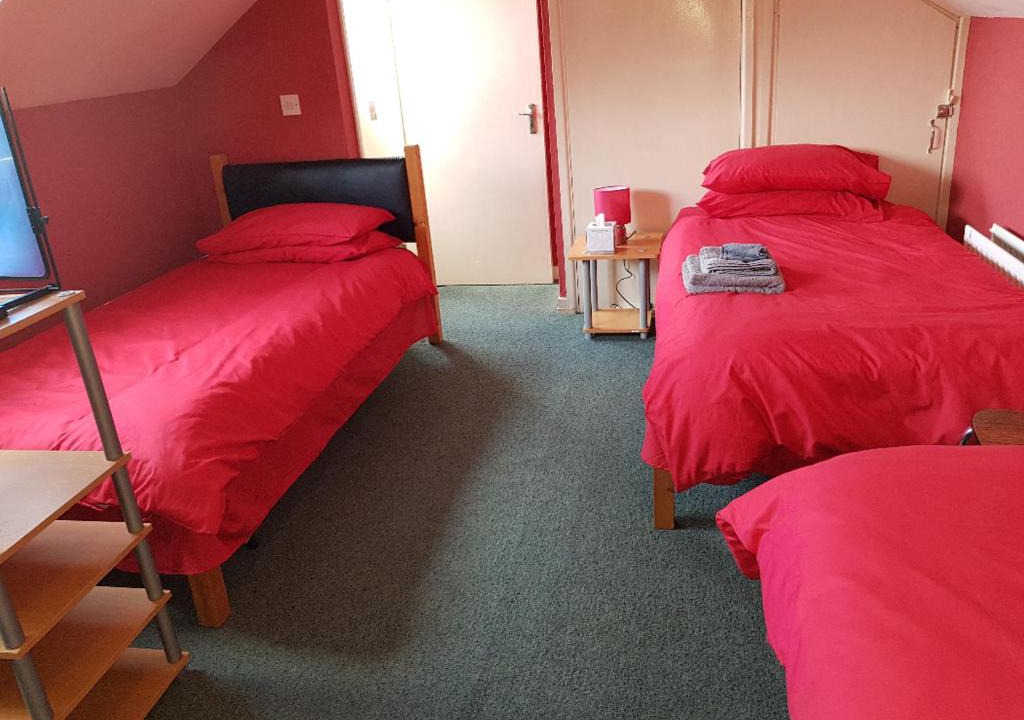 Belfast House | CEAD MILE FAILTE WEST BELFAST