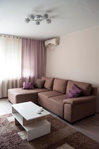 Medijana Apartment | Central Apartment with boulevard view