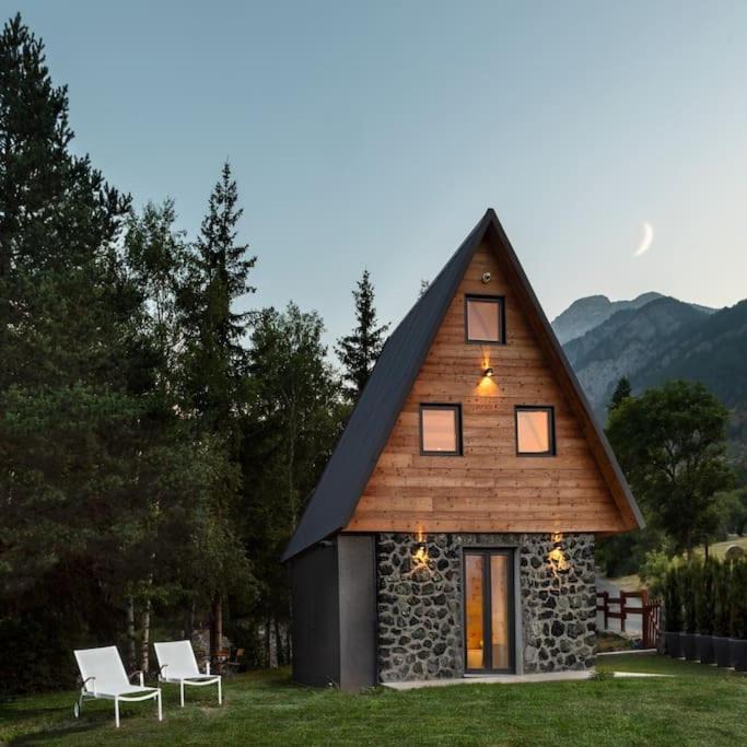 Cesana Torinese Ski Chalet | Chalet Tir Longë