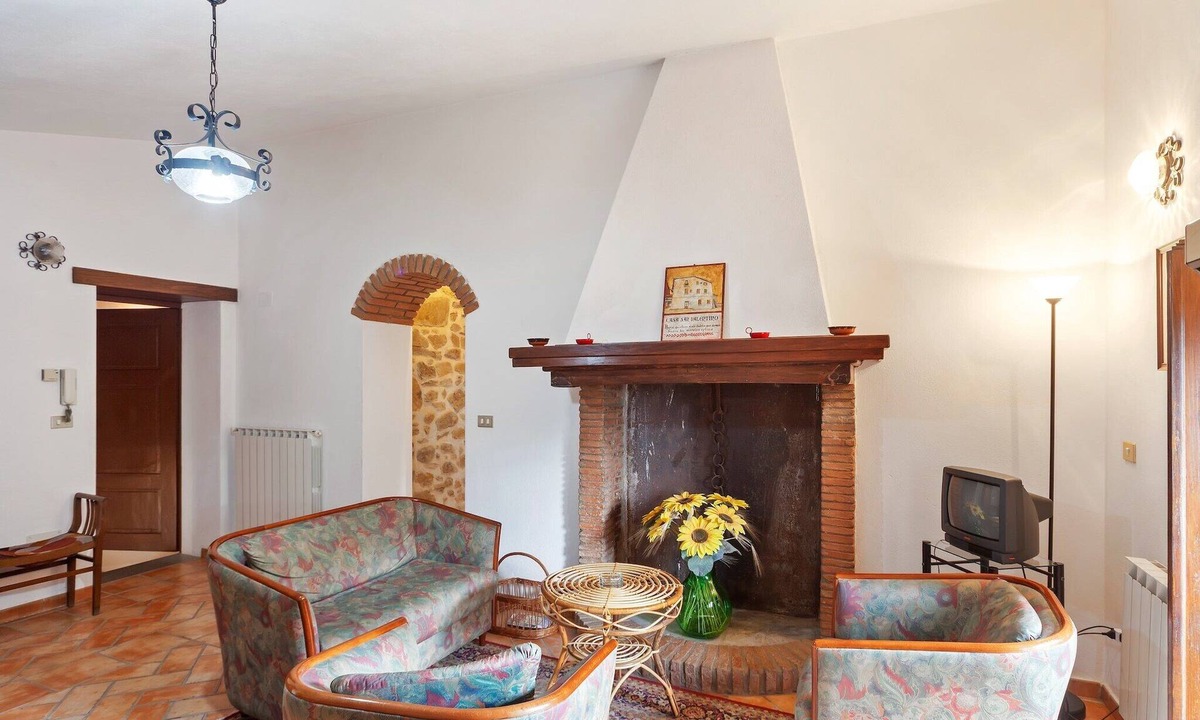 San Valentino House | Charmante Home with Garden