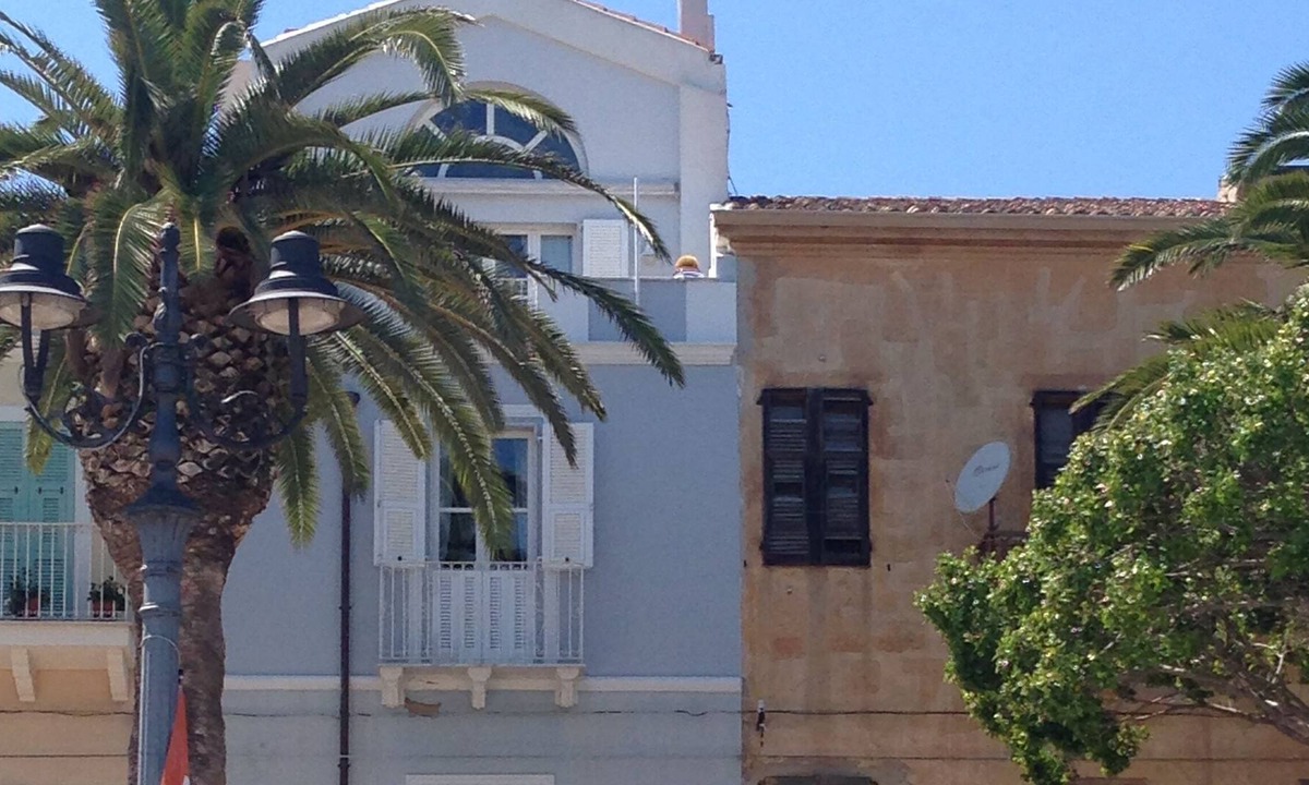 Carloforte Apartment | Charming apartment in a typical house on the harbor