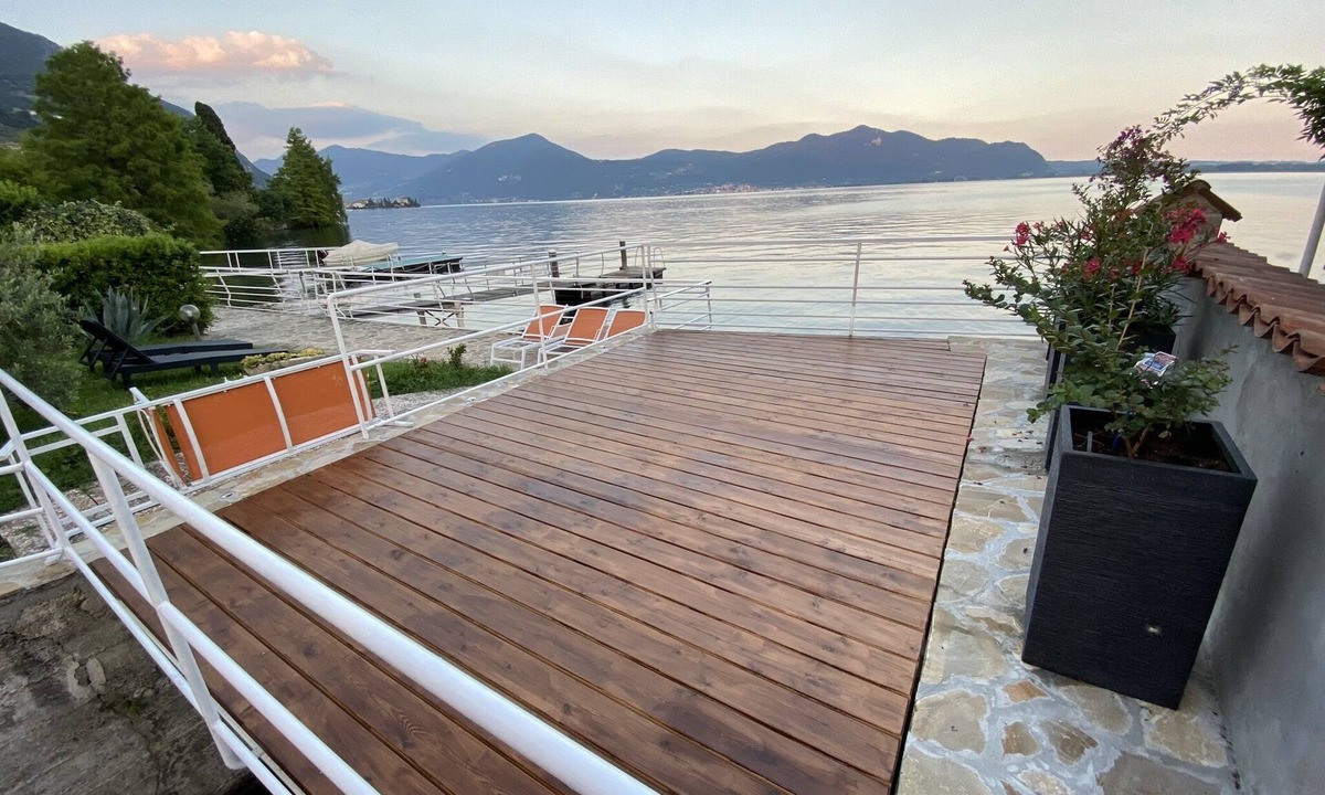 Predore Apartment | Charming apartment in villa on the lake