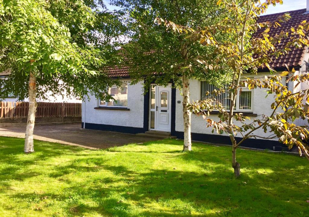 Ballycastle House | Coolfinn Cottage
