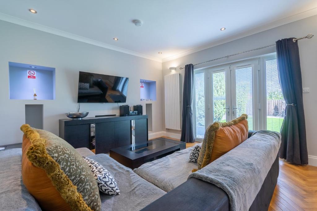 Bonnybridge House | Craigey Beach Home