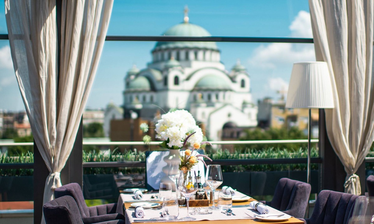 Vracar Hotel | Crystal Hotel Belgrade