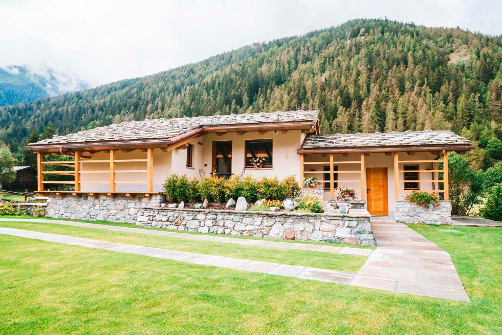 Gressoney-Saint-Jean House | De Goldene Traum