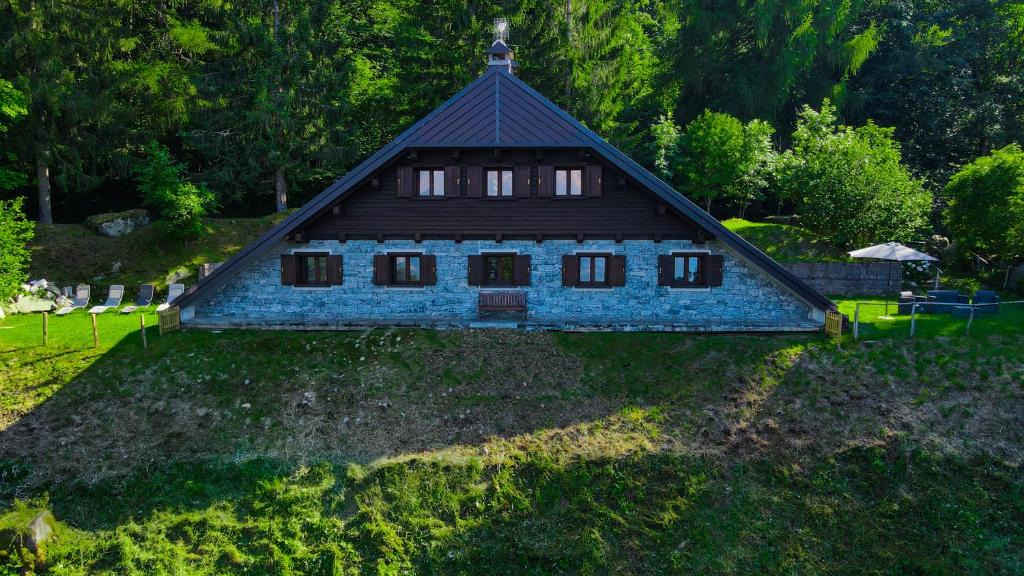 Civenna Ski Chalet | Easy Welcome Al Serai - San Primo Bellagio
