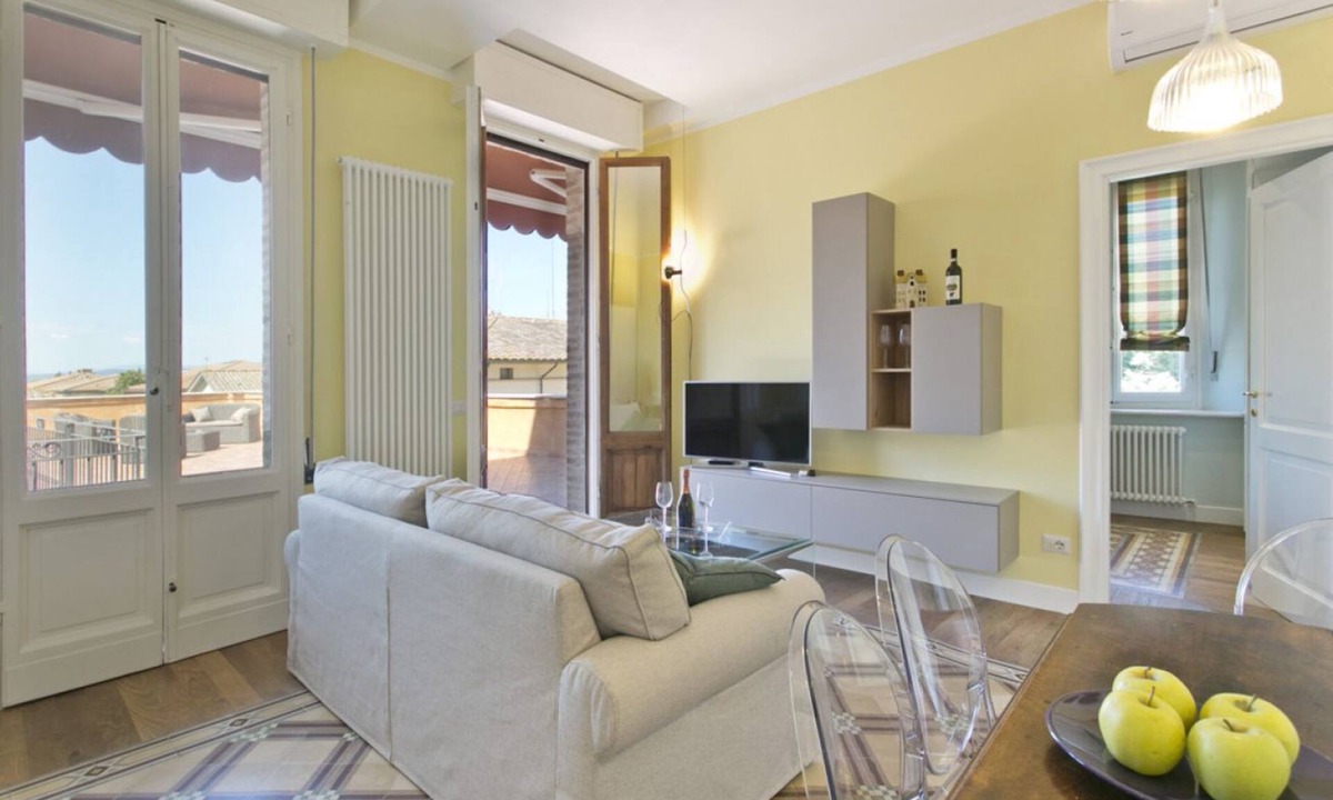 Siena Historical Center Apartment | Emilia's Home - the largest terrace in the historic center of Siena