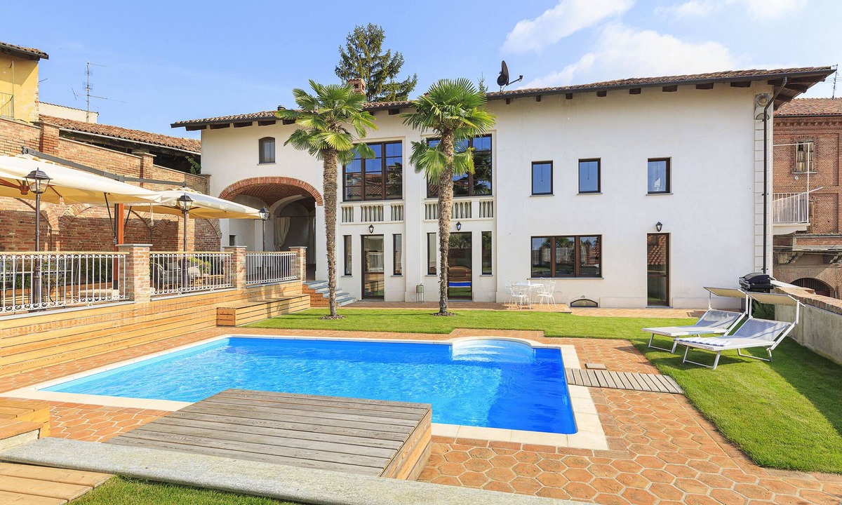Gabiano Villa | Enticing villa with pool and lovely views over the vineyards! - Villa Teresa