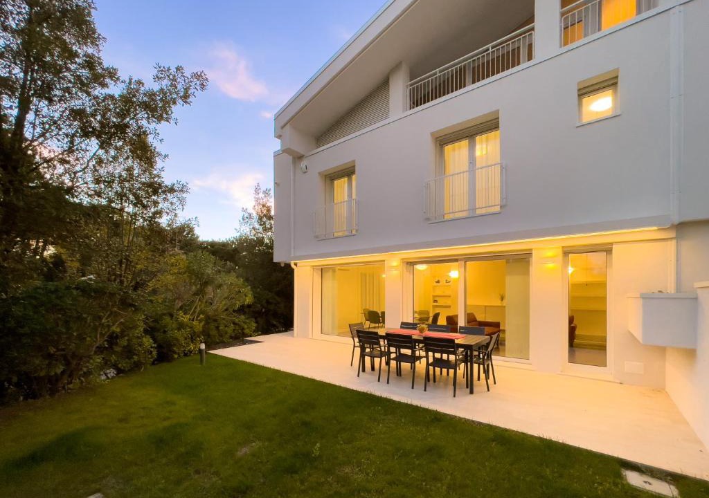 Lignano Pineta Villa | Esclusiva Villa Frontemare in Tana della Volpe 2