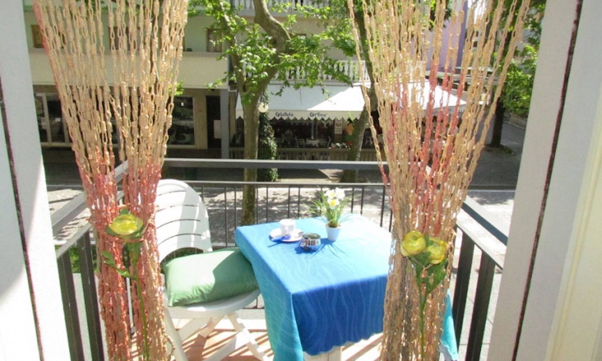 Bibione Apartment | Functional flat with 3 balconies