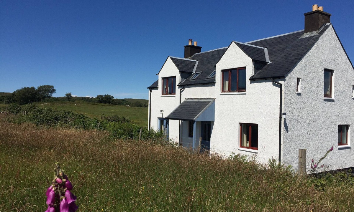 Tobermory Cottage | Gamekeeper's Cottage - semi-detached property on the outskirts of Tobermory