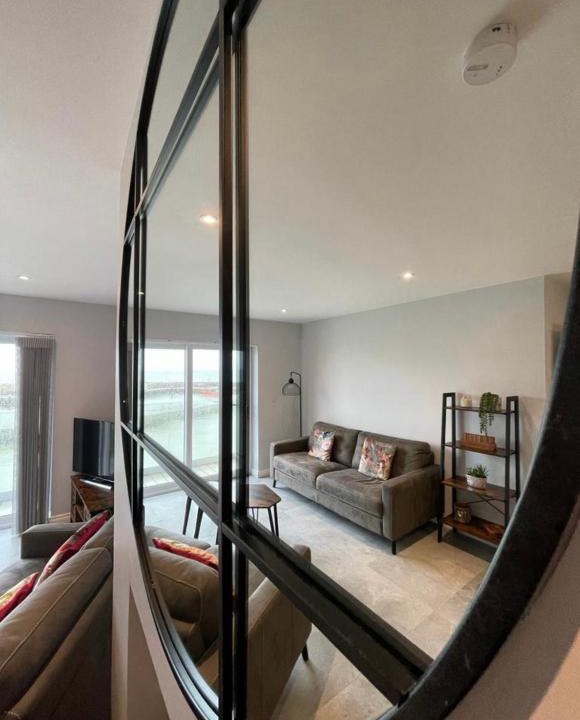 Annalong Apartment | Harbour view apartment