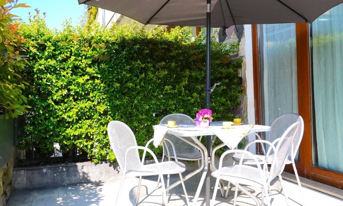 Desenzano del Garda Apartment | Holiday apartment Desenzano del Garda for 1 - 4 persons - Row house