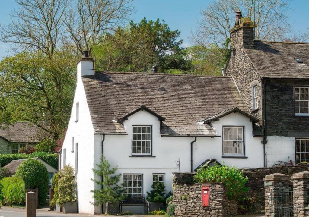 Ambleside House | Holiday Home Clappersgate Way by Interhome