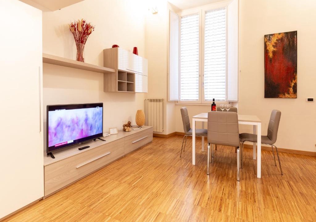Rome City Centre Apartment | HomyHost - Opera Singer Home City Center - AC