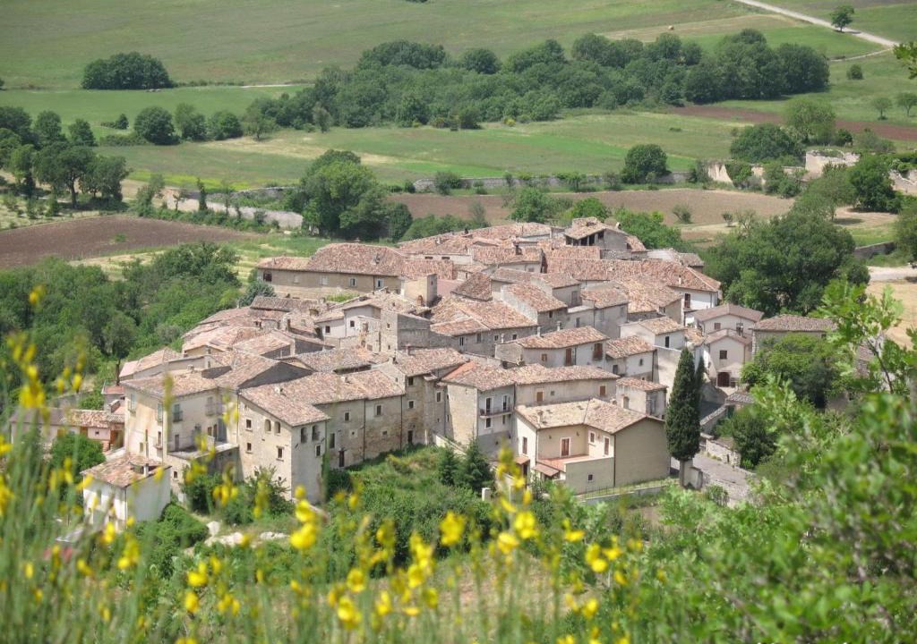 San Pio di Fontecchio Apartment | IL BORGO DI SAN PIO