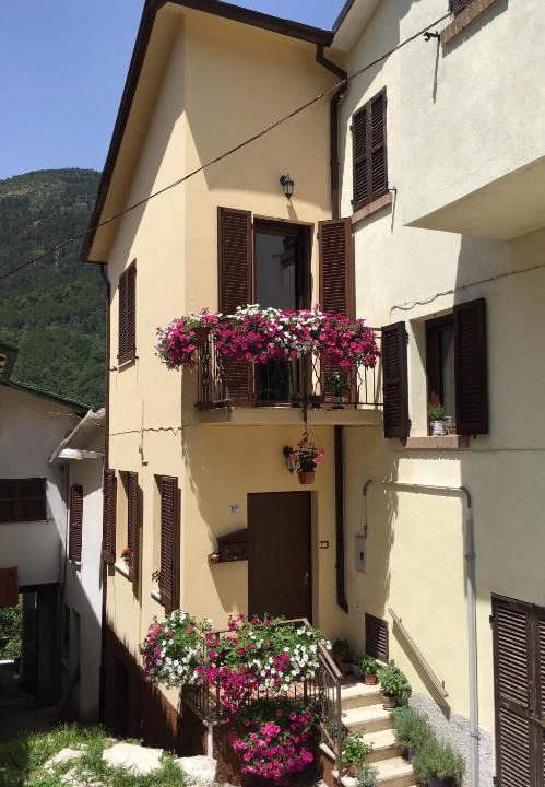 Genga Apartment | Il pastore errante Frasassi