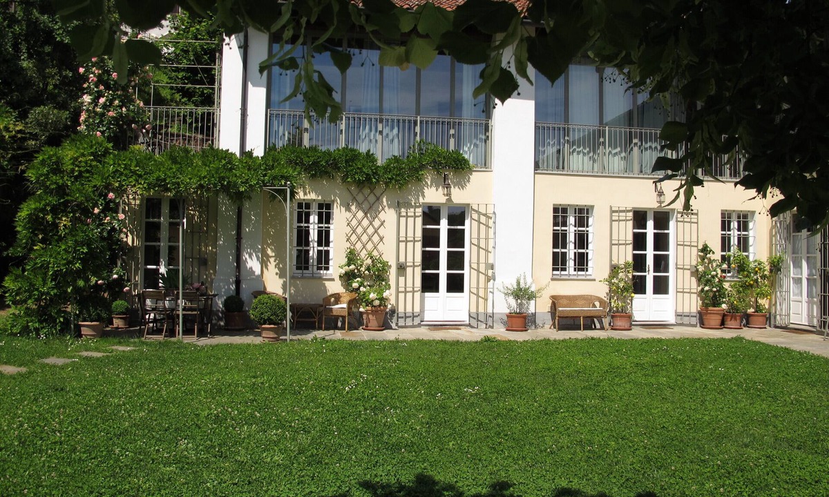 Revigliasco House | Il Tiglio 2. Ancient restructured farmhouse on the hill of Turin