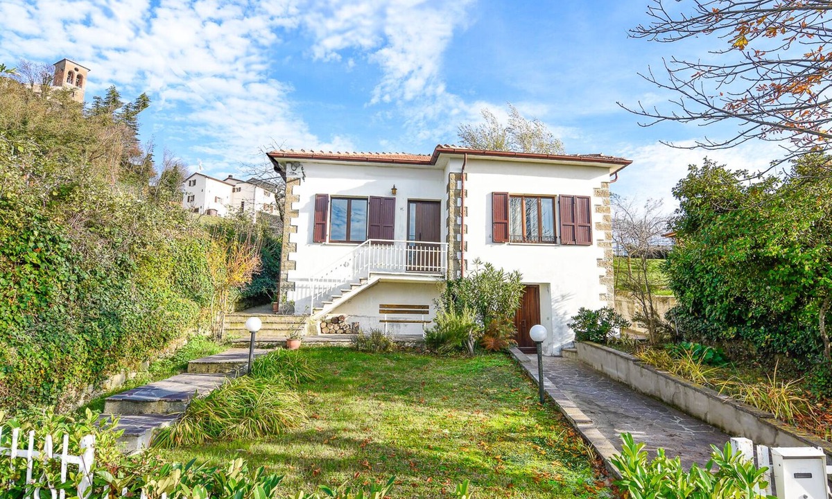Perticara House | Independent and well equipped cottage, surrounded by large garden, free WIFI