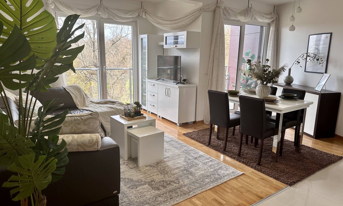 Vrnjacka Banja Apartment | Japanese Garden Fronted, enchating nature view