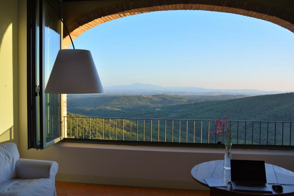 Rosennano Apartment | La Loggia di Rosennano