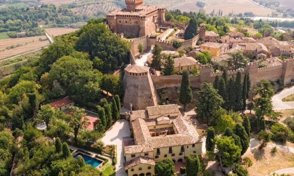 Gradara House | La Loggia Historic Resort
