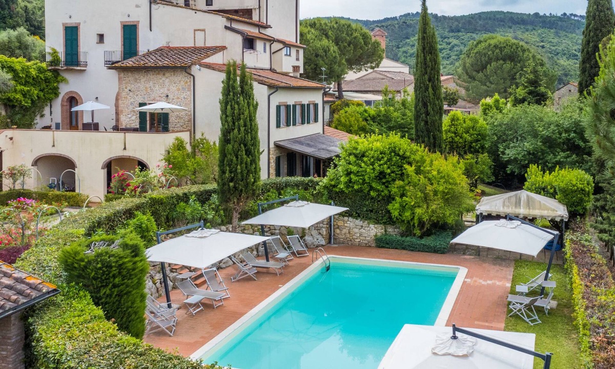 Iano House | Le Monache - intero nucleo by Interhome
