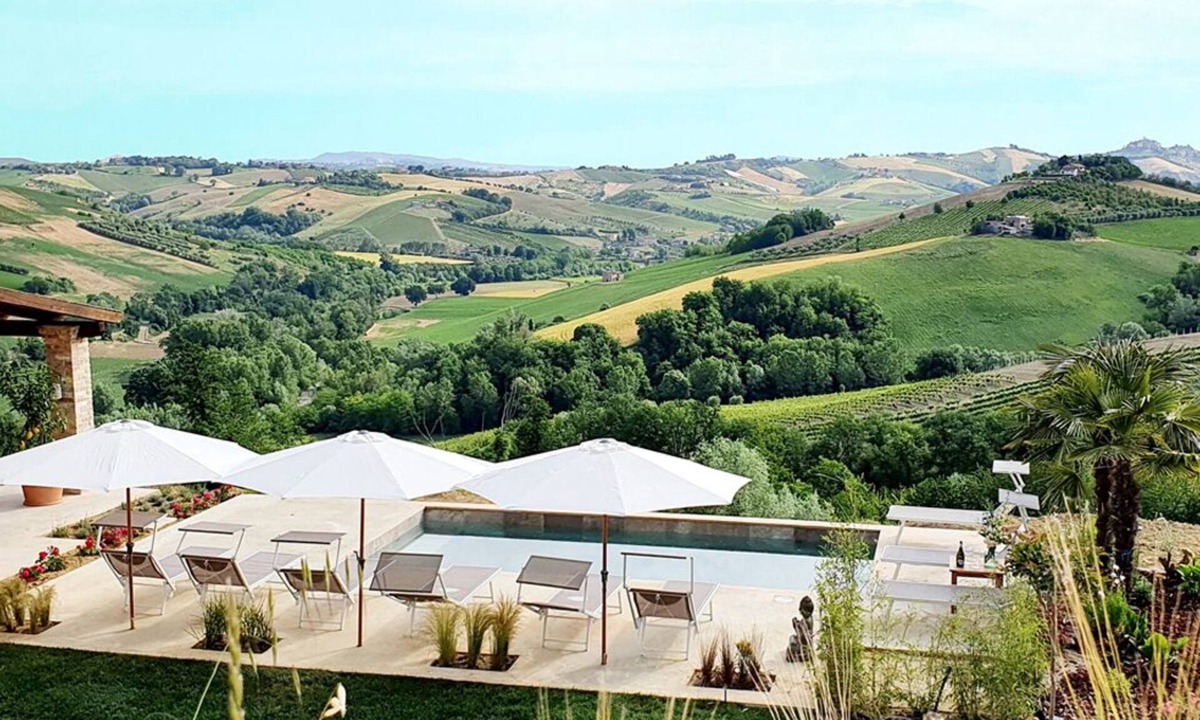 Castignano Villa | Lemonvilla - panoramic position - pool - 240m²