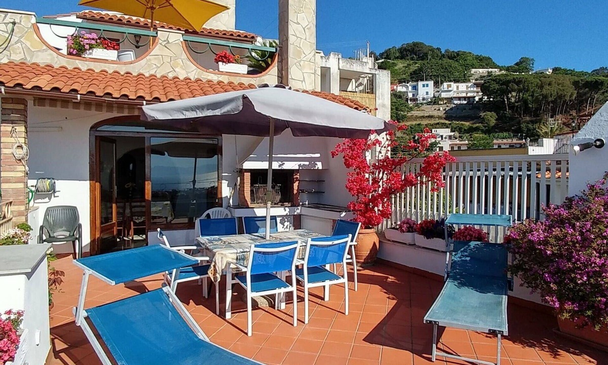 Fiaiano Apartment | Lovely apartment for 9 guests with WIFI, A/C, TV and terrace