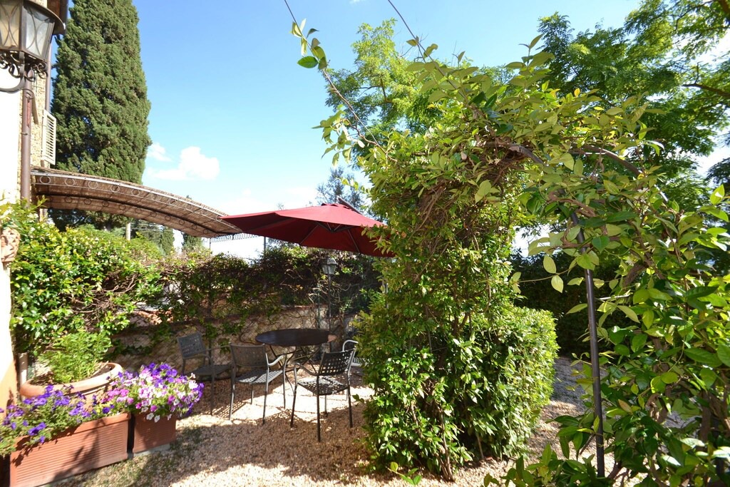 Magliano House | Lush Holiday Home in Tavarnelle Val di Pesa with Shared Pool