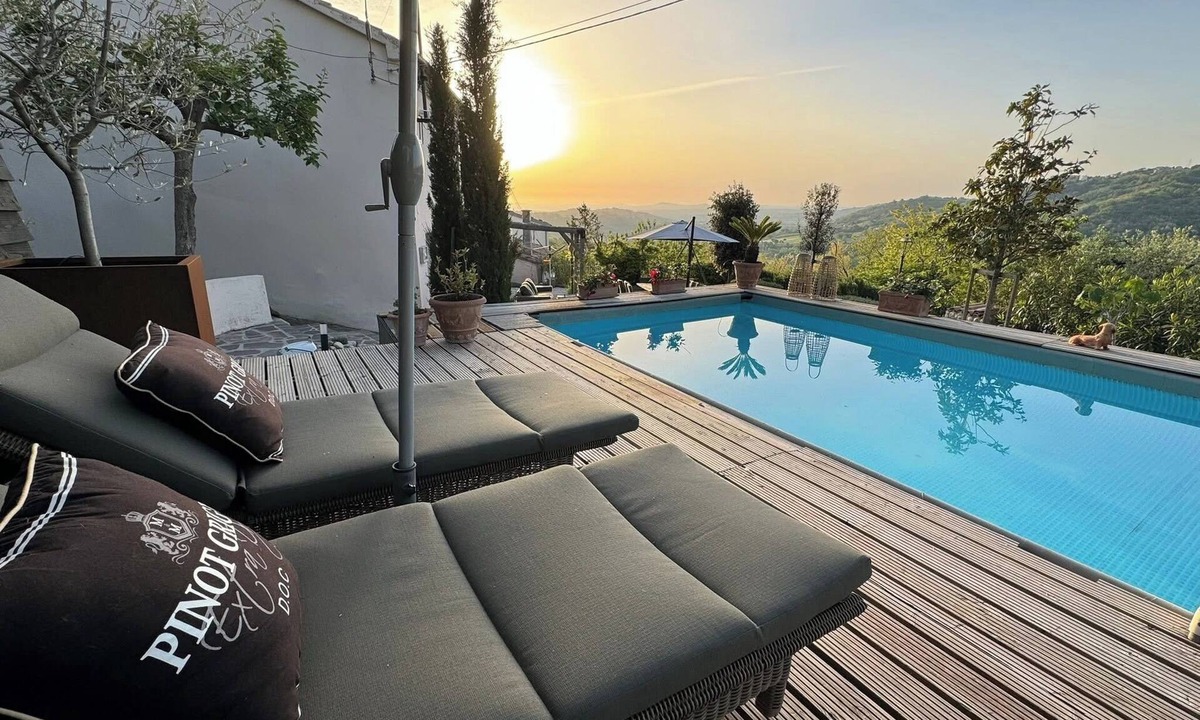 Montescudo-Monte Colombo Villa | Luxury authentic private villa with private swimming pool