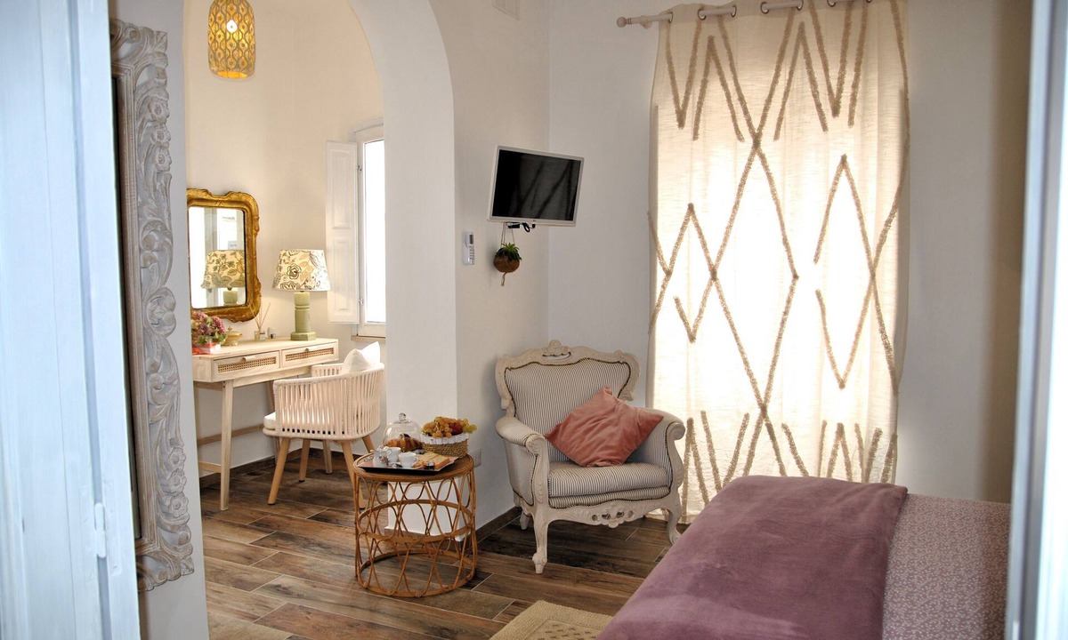 Gaeta Bed & Breakfast | Mariasofia Master Suite with private bathroom