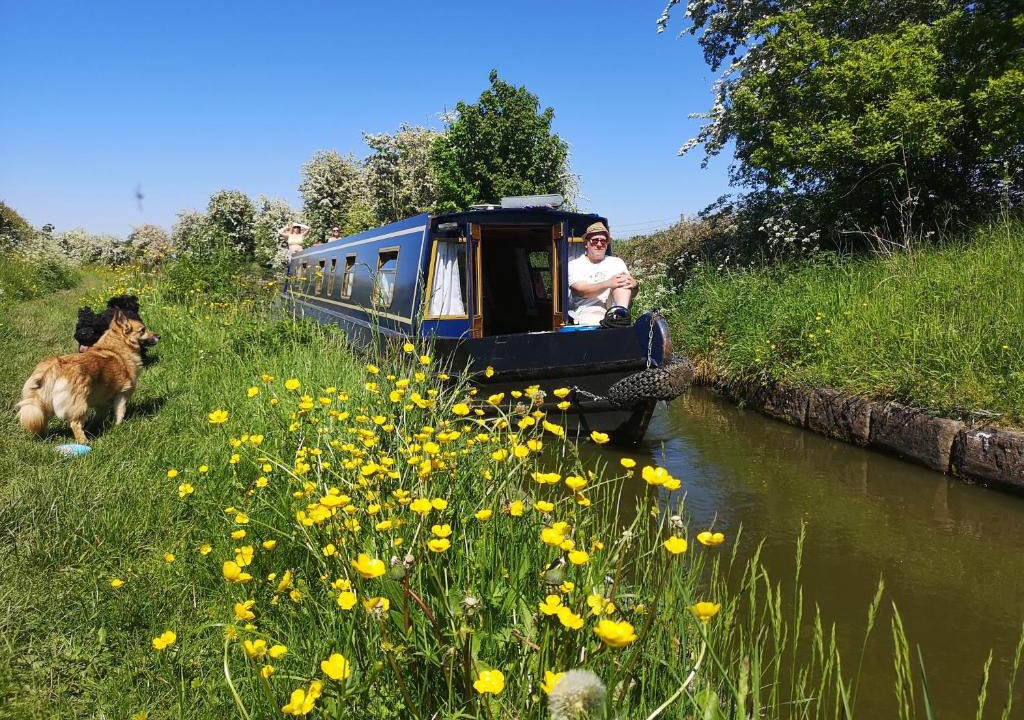 Aldermaston Wharf Boat Rental | Narrowboat canal holiday from19th august